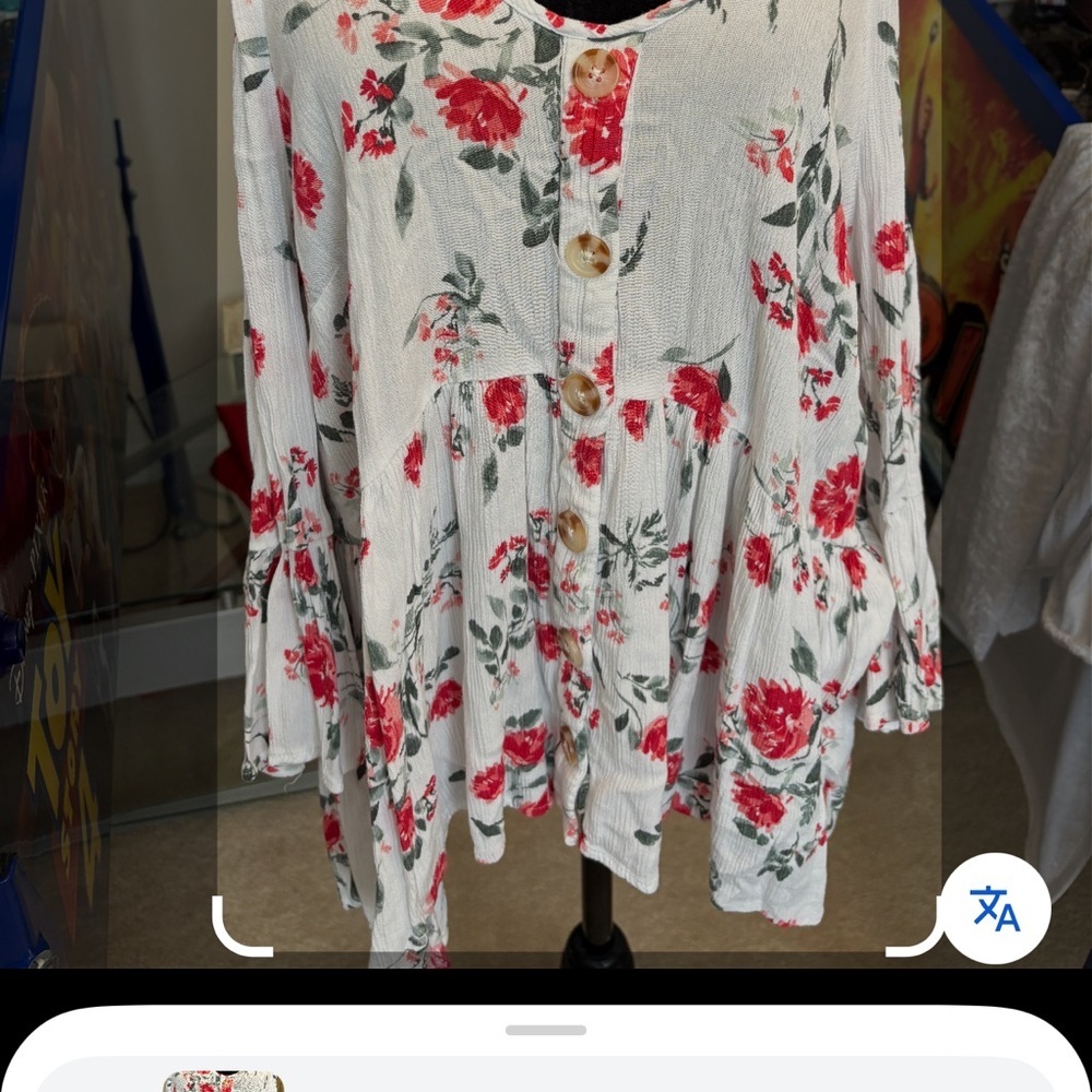 Torrid 1 Rayon Crepe Bell Sleeve Cold Shoulder Top - Picture 9 of 10
